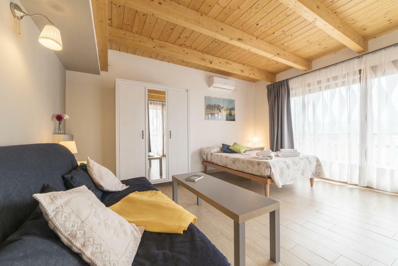 钱皮诺Peperino Attic Flat公寓 外观 照片
