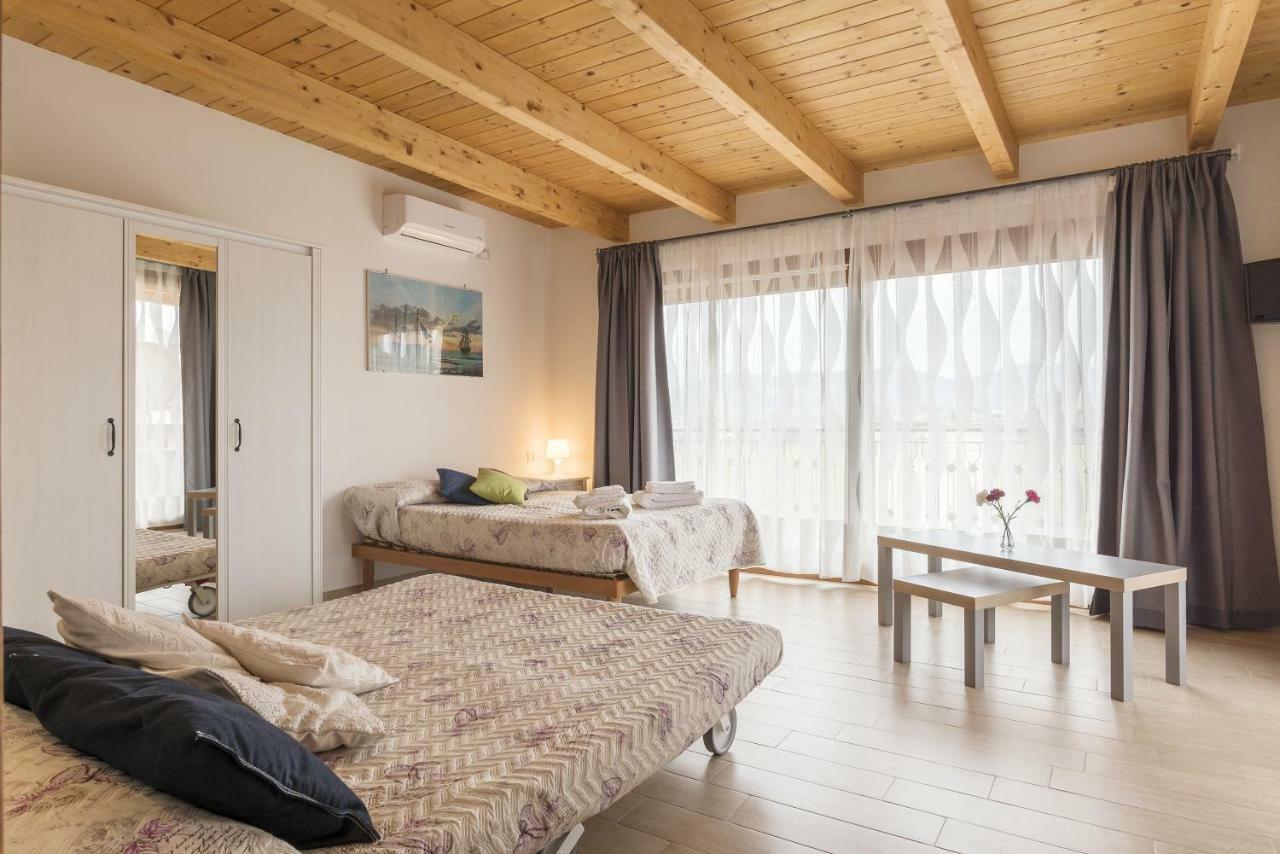 钱皮诺Peperino Attic Flat公寓 外观 照片